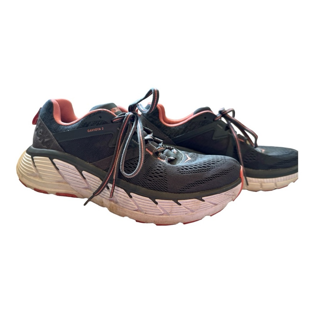 HOKA ONE ONE